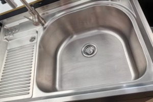 Stainless steel deep drawing sinks